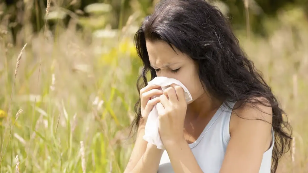 تحذيرات من ارتفاع مستويات حبوب اللقاح عبر بريطانيا مع بداية موسم الربيع